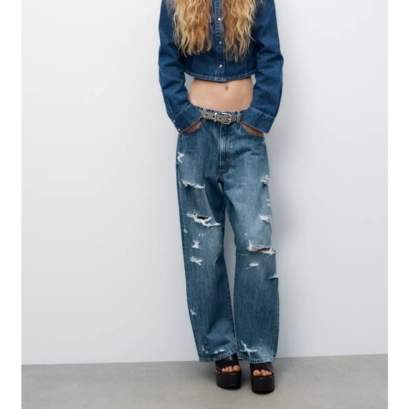 Zara Women's Relaxed Balloon Jeans - Picture 2 of 7